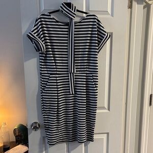Fun Black and White Striped Mini Dress w/Pockets!